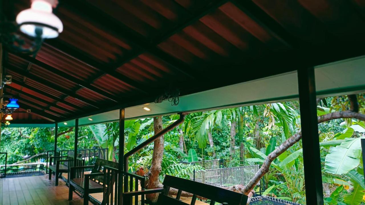 Nua Tone Resort Bang Tao & Cafe Exterior photo