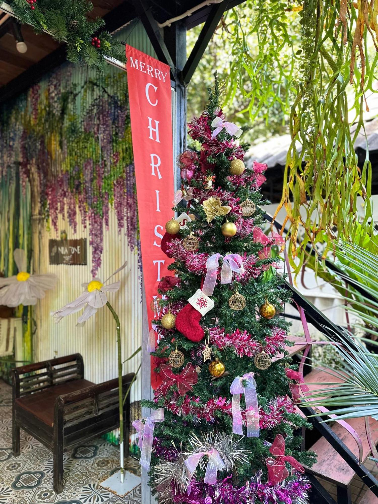 Nua Tone Resort Bang Tao & Cafe Exterior photo