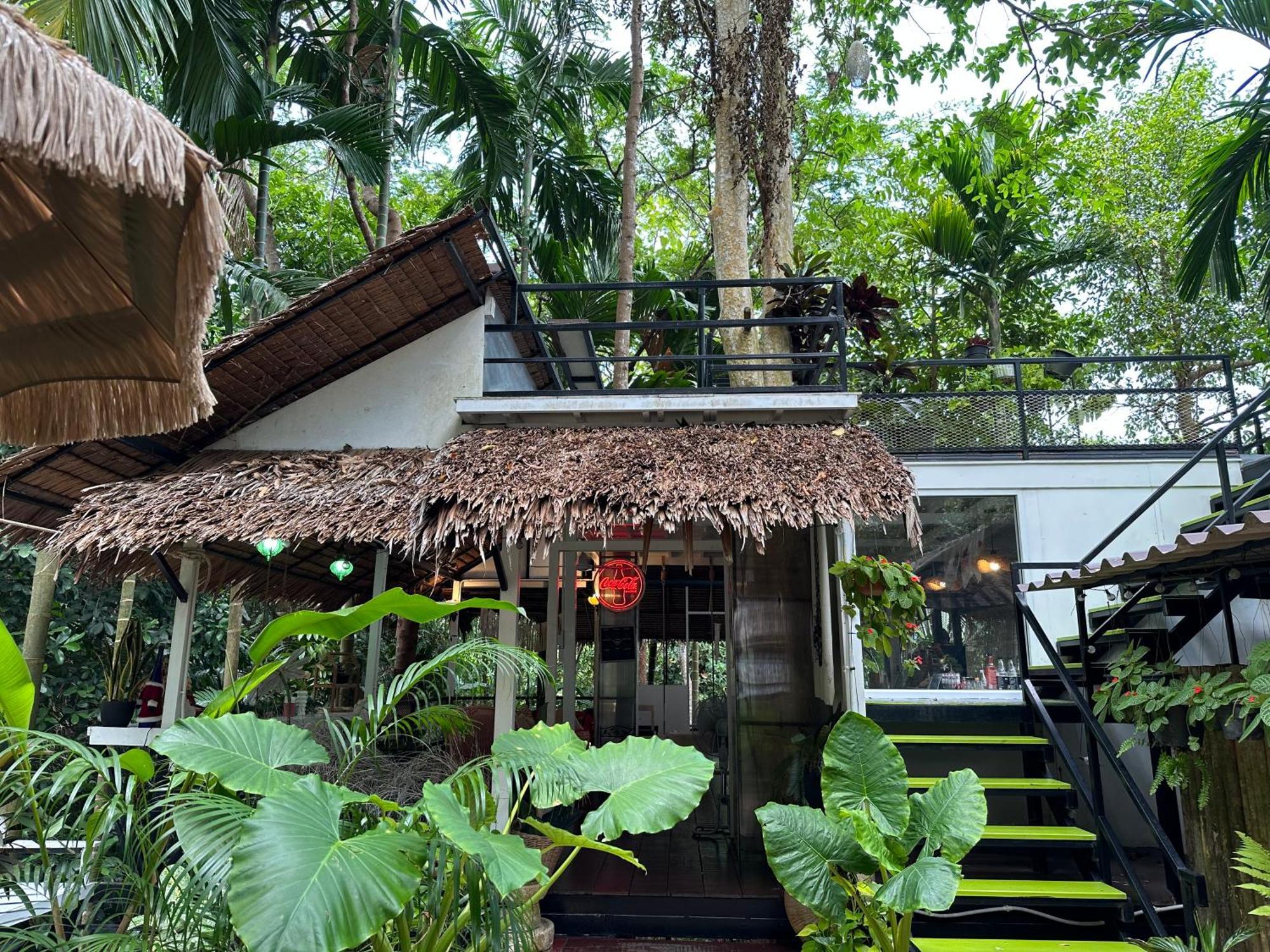 Nua Tone Resort Bang Tao & Cafe Exterior photo